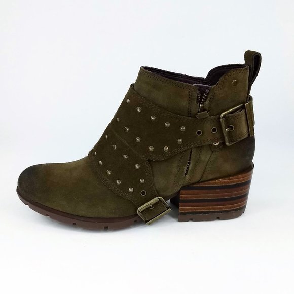 Caterpillar Shoes - Caterpillar CAT Anna Rose Ankle Boots Size 6W